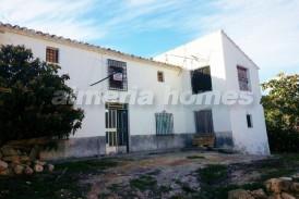 Cortijo Amar: Country House for sale in Albox, Almeria