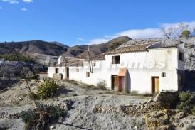 Cortijo Markey: Country House for sale in Oria, Almeria