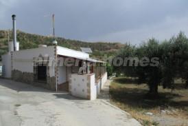 Cortijo Amigas: Country House for sale in Sufli, Almeria