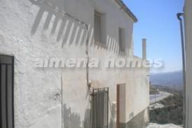 Casa Ventilador: Stadswoning te koop in Lucar, Almeria
