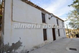 Cortijo Petunia : Landhuis te koop in Chercos, Almeria