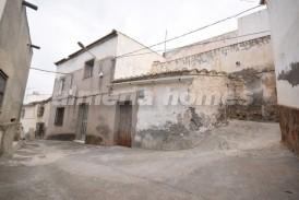 Casa Montini: Stadswoning te koop in Somontin, Almeria