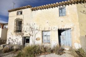 Cortijo El Barrio: Country House for sale in Albox, Almeria