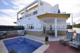 Villa Fuego: Villa a vendre en Zurgena, Almeria