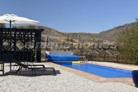 Cortijo Lujo: Casa de Campo en venta en Oria, Almeria