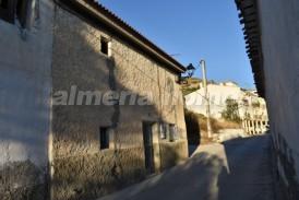 Village House Mini: Dorpshuis te koop in Bayarque, Almeria