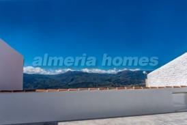 Casa Vistas: Stadswoning te koop in Somontin, Almeria