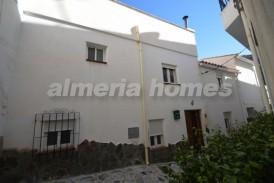 Casa Sol: Casa de Pueblo en venta en Sierro, Almeria