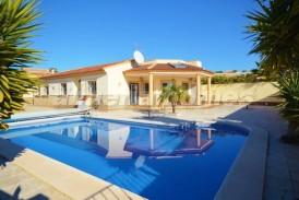 Villa Sundance: Villa en venta en Arboleas, Almeria