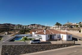 Villa Limones: Villa en venta en Arboleas, Almeria