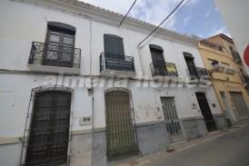 Casa Frambuesa: Stadswoning te koop in Albox, Almeria