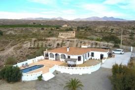 Villa Zafiro: Villa en venta en Partaloa, Almeria