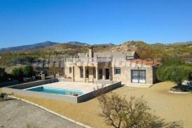 Villa Montes: Villa for sale in Partaloa, Almeria