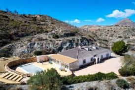 Villa Ginseng: Villa en venta en Albox, Almeria