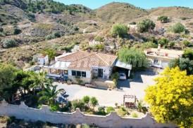 Villa Lemongrass: Villa en venta en Zurgena, Almeria
