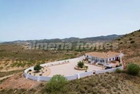 Villa Limonero: Villa en venta en Velez Rubio, Almeria