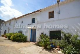 Casa Naranjo: Maison de campagne a vendre en Arboleas, Almeria