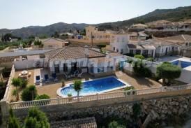 Villa Plumas: Villa te koop in Arboleas, Almeria
