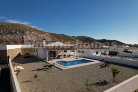 Villa Dreams: Villa a vendre en Arboleas, Almeria
