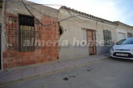 Casa Santuario: Stadswoning te koop in Albox, Almeria