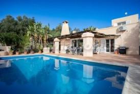 Villa Brasa : Villa en venta en Turre, Almeria