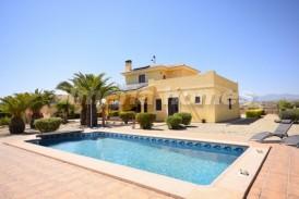 Villa Pearl: Villa en venta en Albox, Almeria