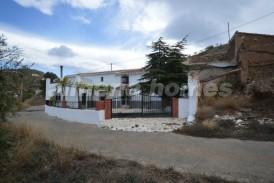 Cortijo Tony: Landhuis te koop in Albox, Almeria