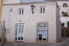 Casa Eras: Stadswoning te koop in Purchena, Almeria
