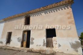 Cortijo La Cinta: Country House for sale in Arboleas, Almeria